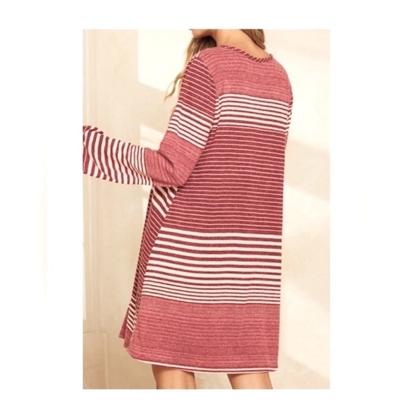 Sweater Dress Long Sleeve Bell Sleeve Clay Red + Natural Size MEDIUM New NWT - Picture 3 of 8